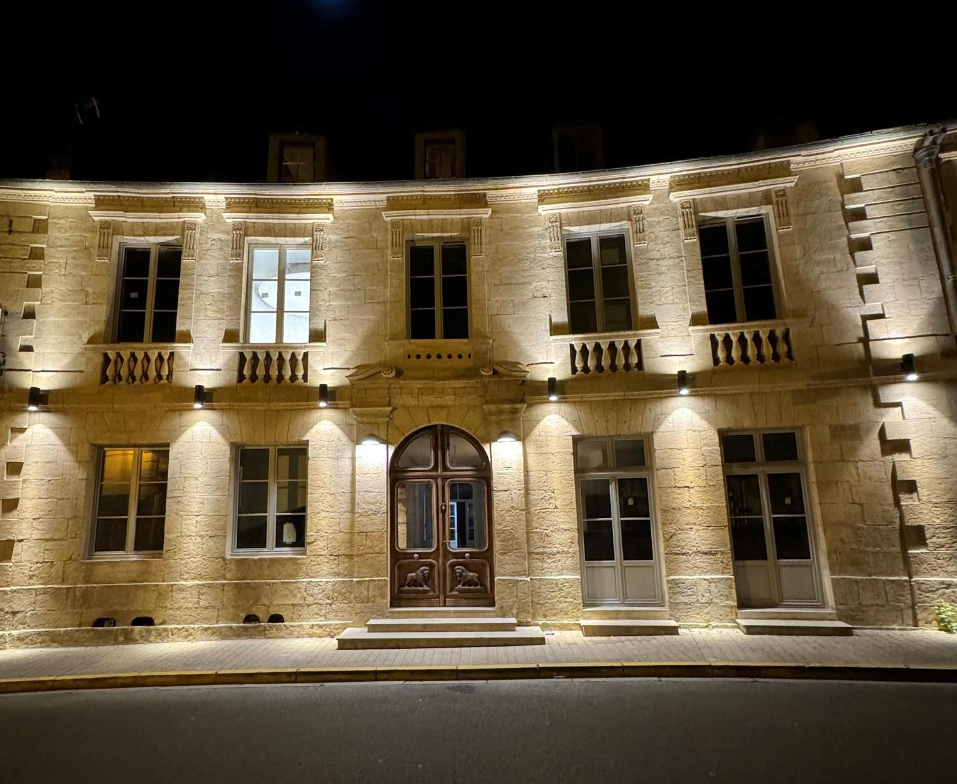 Le Relais De Montignac Hotel Exterior photo