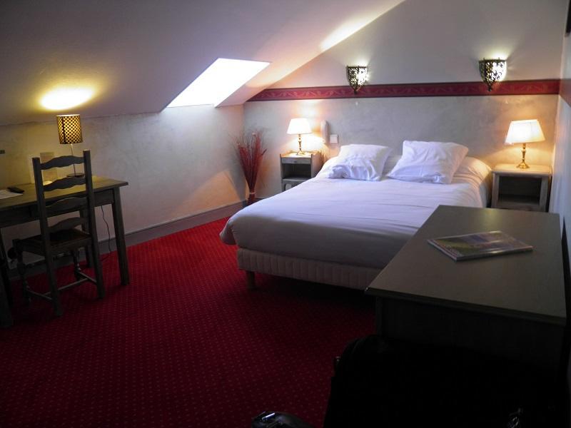 Le Relais De Montignac Hotel Exterior photo